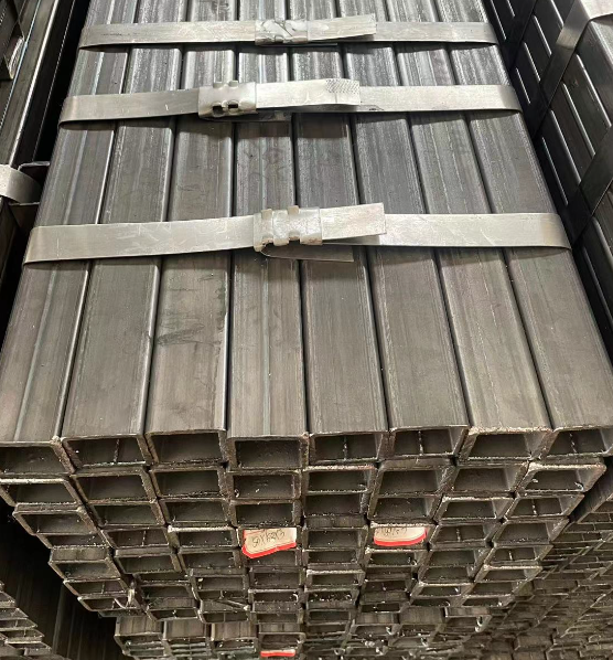 泸州工业用梯子 镀锌管焊接梯子 铁梯子方管梯